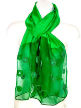 Load image into Gallery viewer, Merry (Green) Scarf
